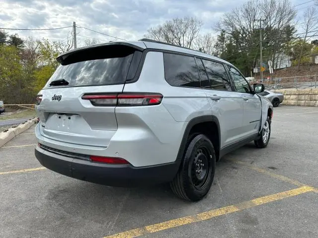 2023 JEEP GRAND CHEROKEE L LAREDO  