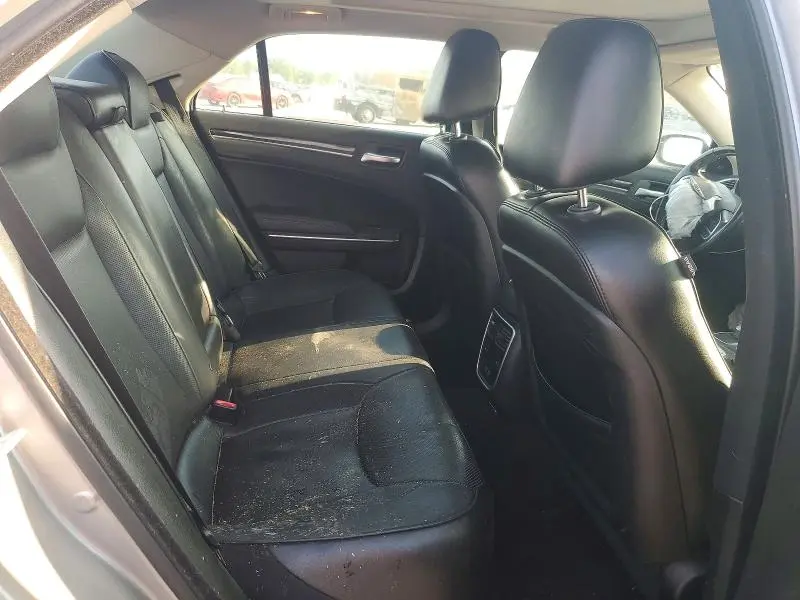 2018 CHRYSLER 300 LIMITED  
