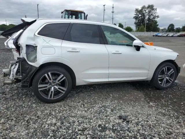 2021 VOLVO XC60 T5 MOMENTUM  