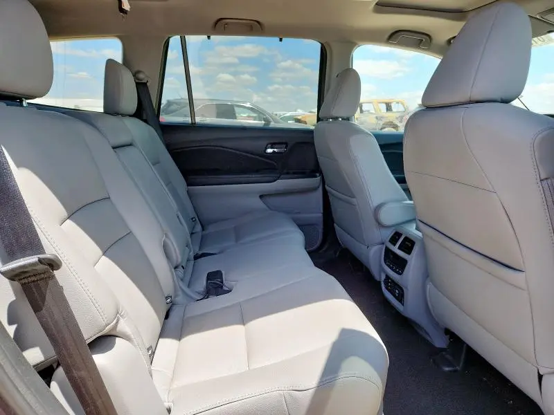 2017 HONDA PILOT TOURING  