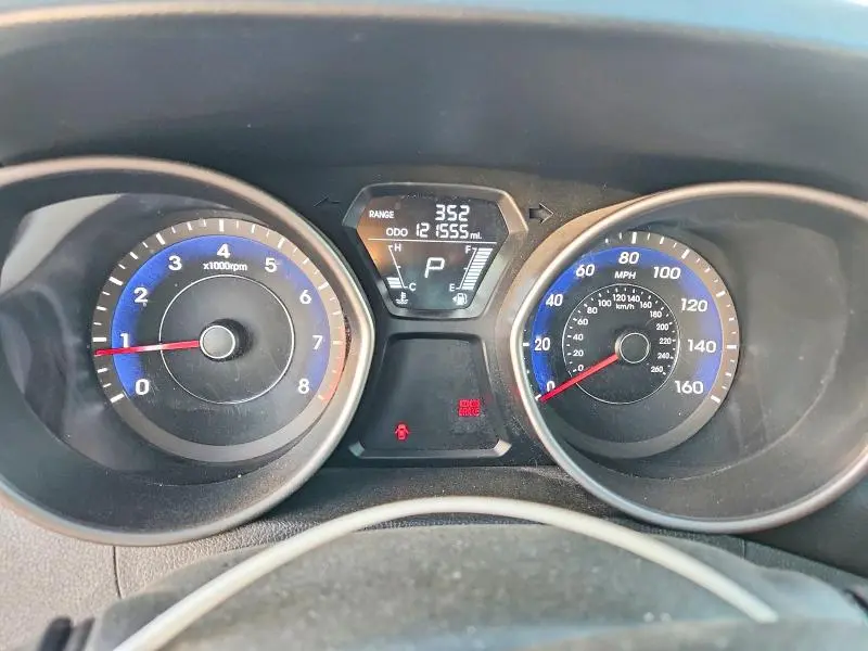 2011 HYUNDAI ELANTRA LIMITED  