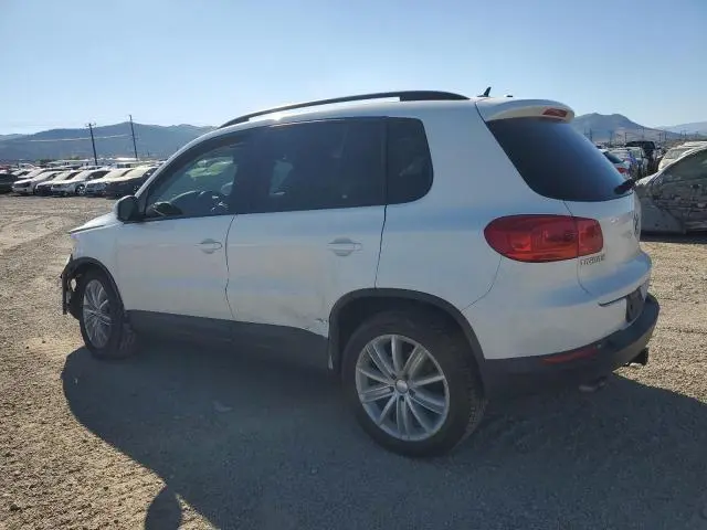 2016 VOLKSWAGEN TIGUAN S  