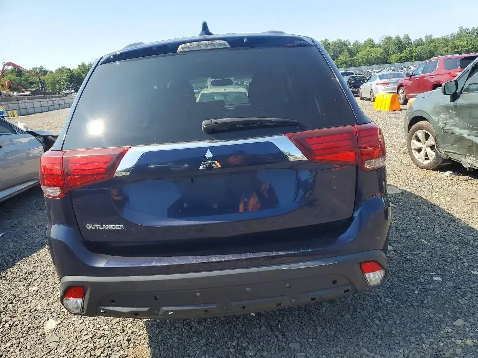 2020 MITSUBISHI OUTLANDER ES  