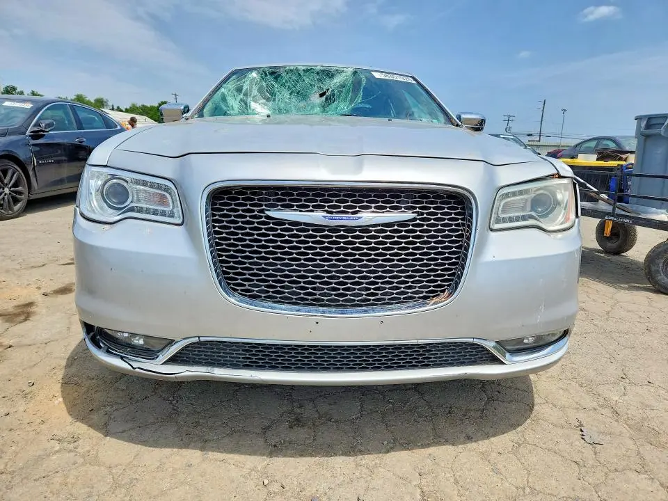 2020 CHRYSLER 300 LIMITED  