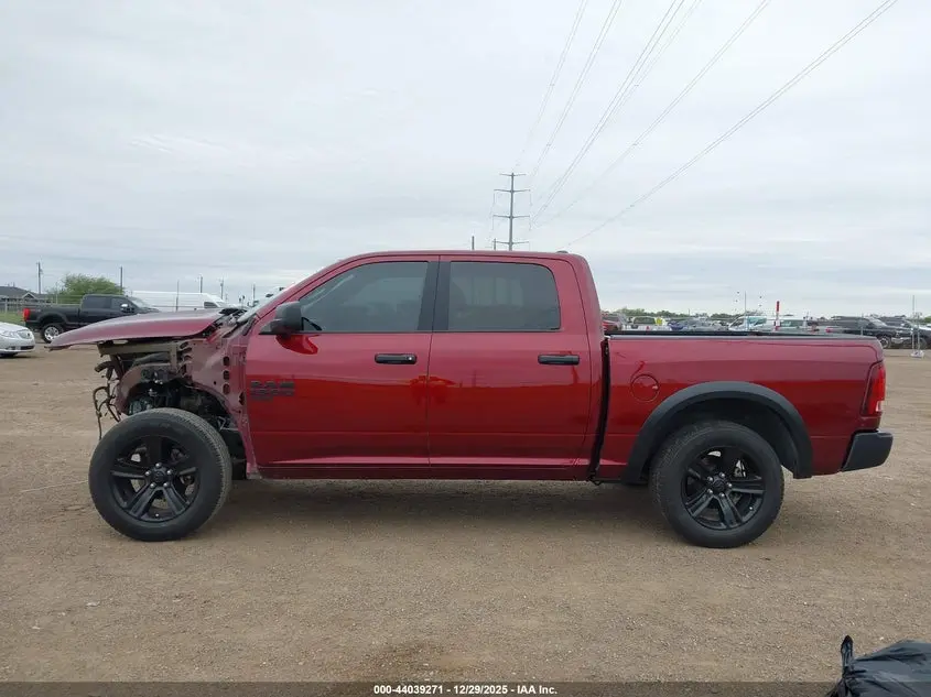 2024 RAM 1500 CLASSIC WARLOCK  4X2 5'7 BOX