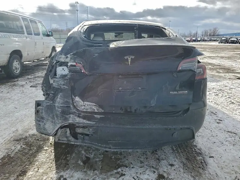2024 TESLA MODEL Y   