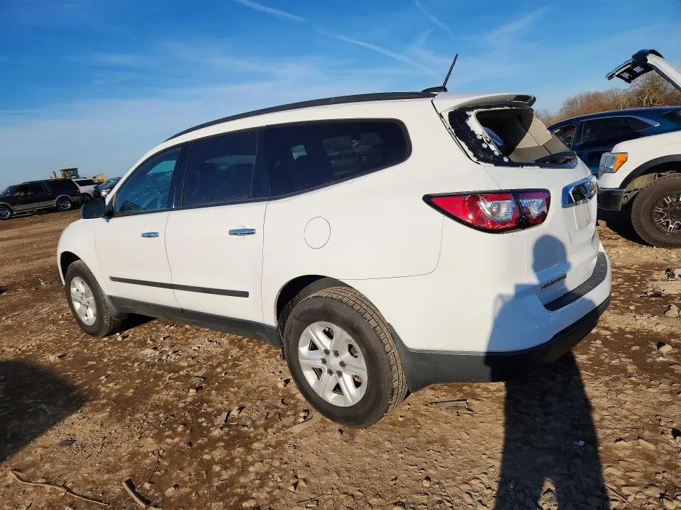 2017 CHEVROLET TRAVERSE LS  