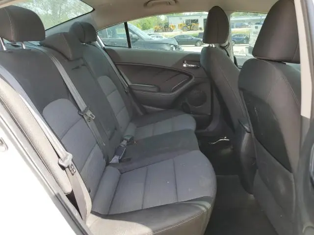 2015 KIA FORTE LX  