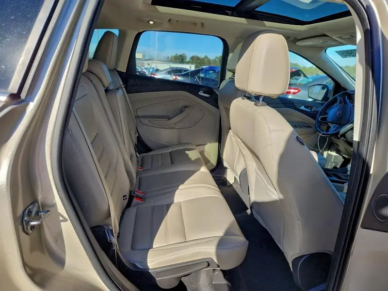 2017 FORD ESCAPE TITANIUM  
