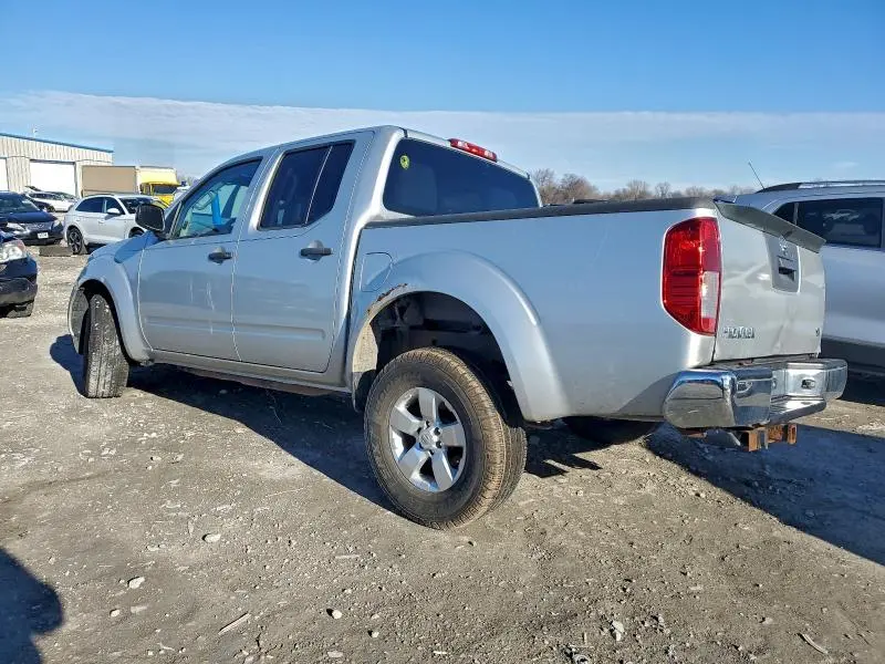 2013 NISSAN FRONTIER S  