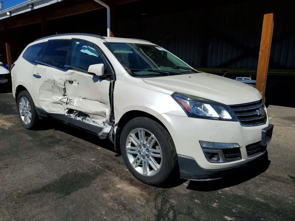 2015 CHEVROLET TRAVERSE LT  