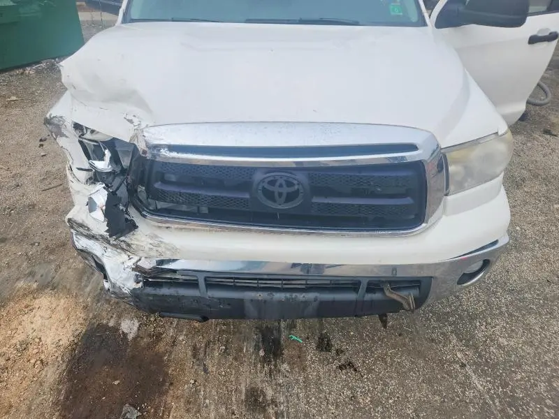 2010 TOYOTA TUNDRA DOUBLE CAB SR5  