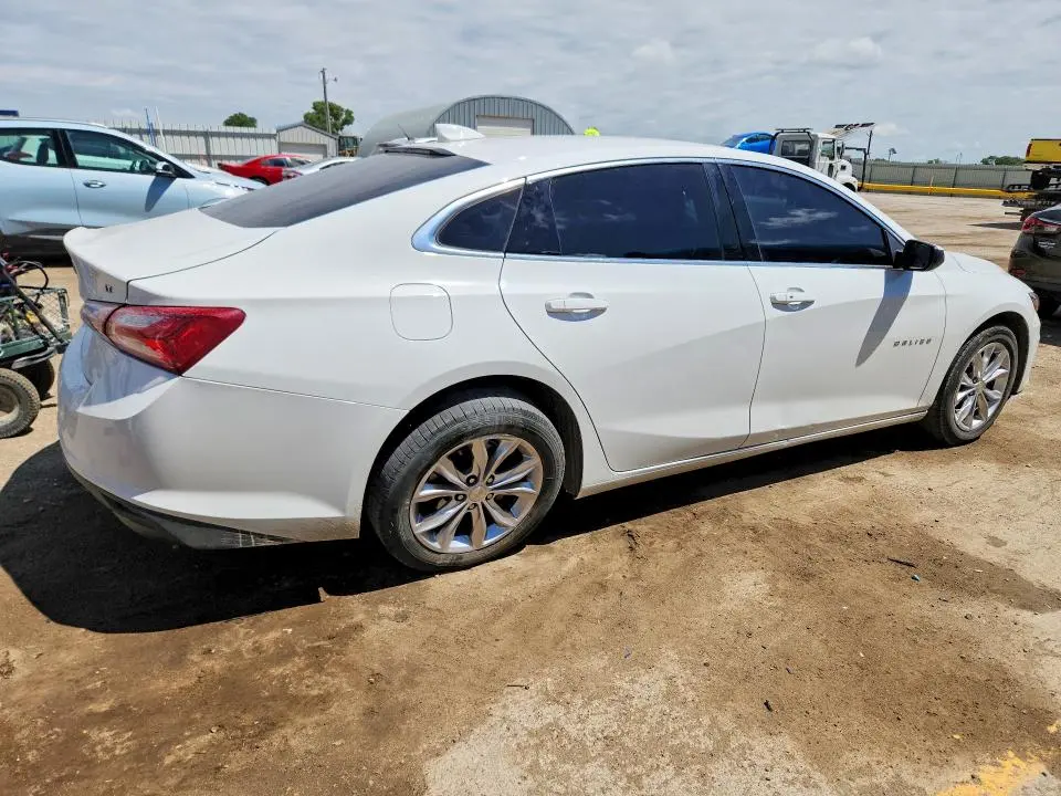 2022 CHEVROLET MALIBU LT  
