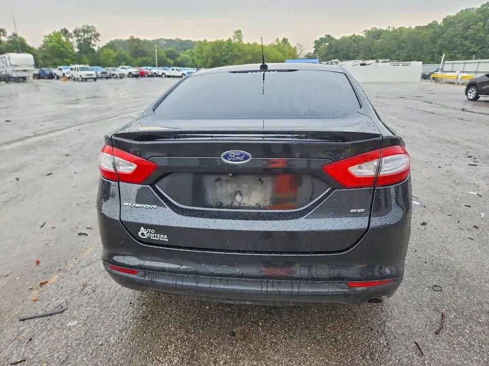 2015 FORD FUSION SE  