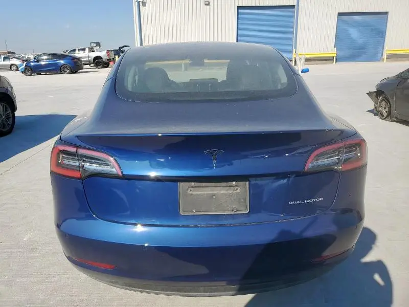 2022 TESLA MODEL 3   