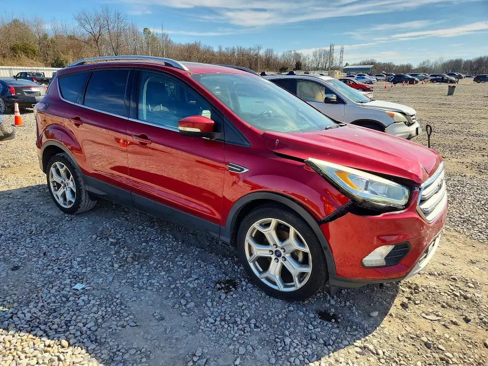 2017 FORD ESCAPE TITANIUM  