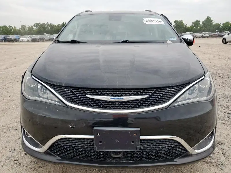 2018 CHRYSLER PACIFICA LIMITED  