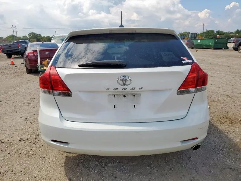 2010 TOYOTA VENZA   