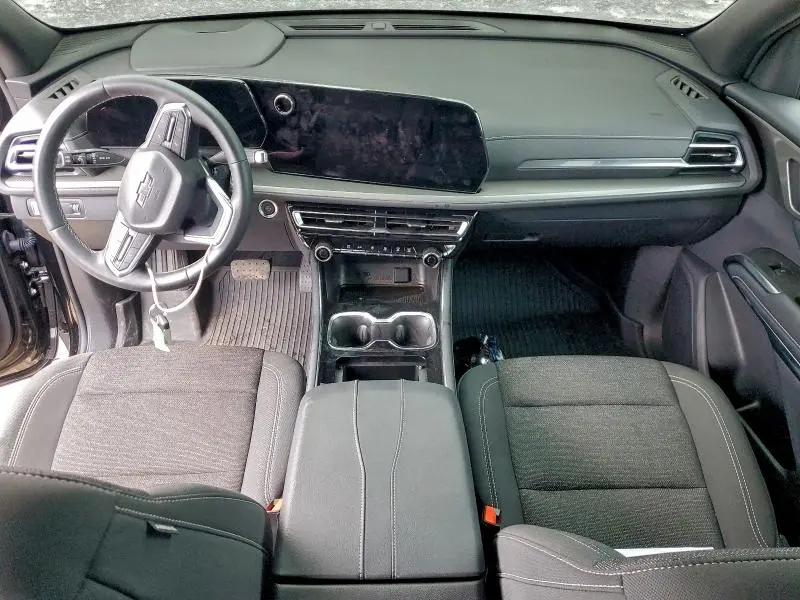 2024 CHEVROLET TRAVERSE LS  