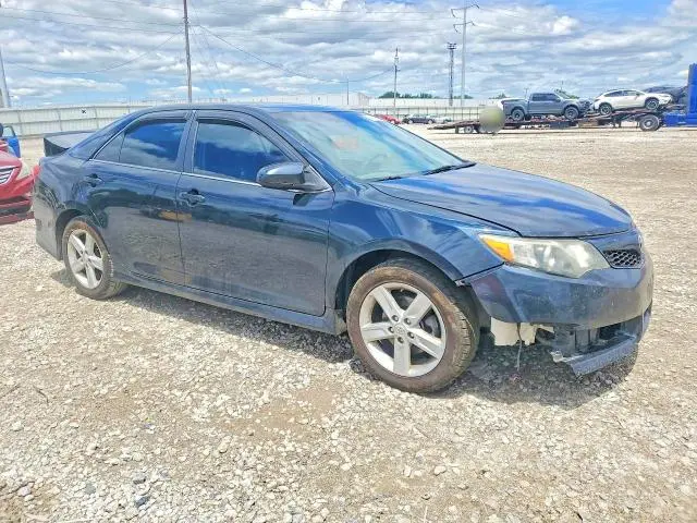 2012 TOYOTA CAMRY SE  