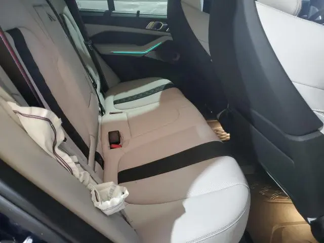 2023 BMW X5 M  