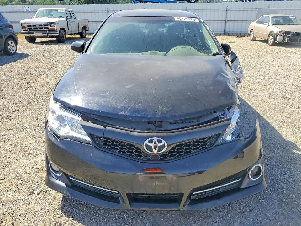 2013 TOYOTA CAMRY SE  