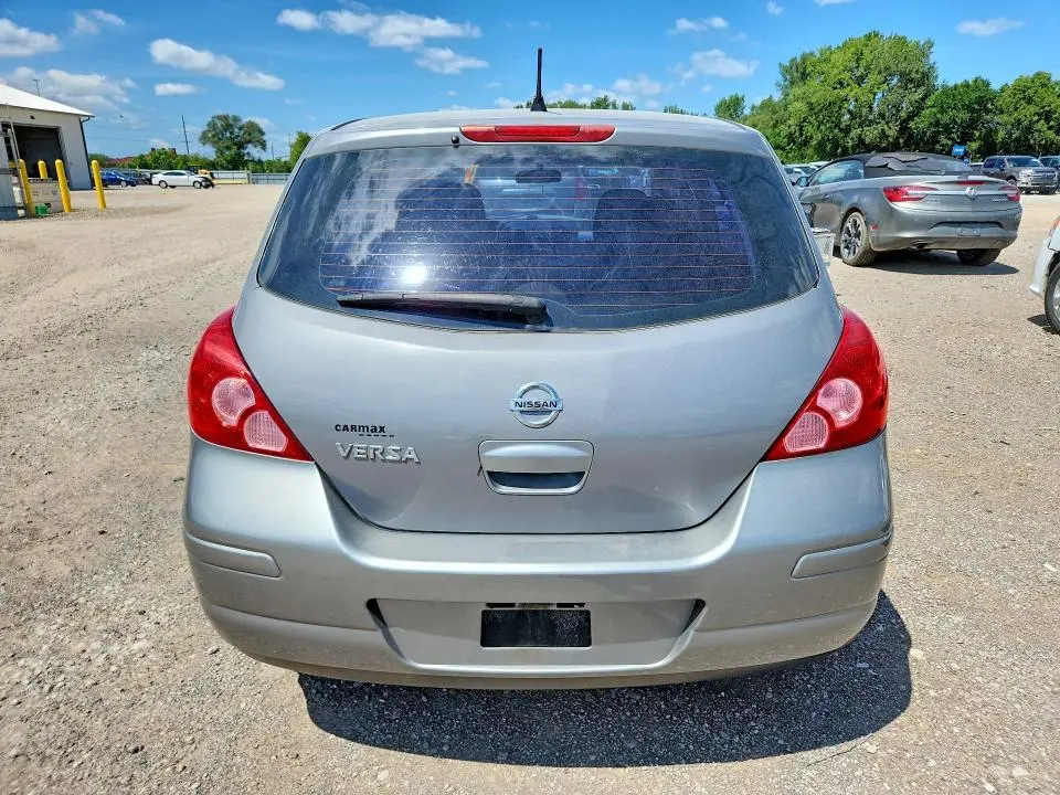 2012 NISSAN VERSA 1.8 S  