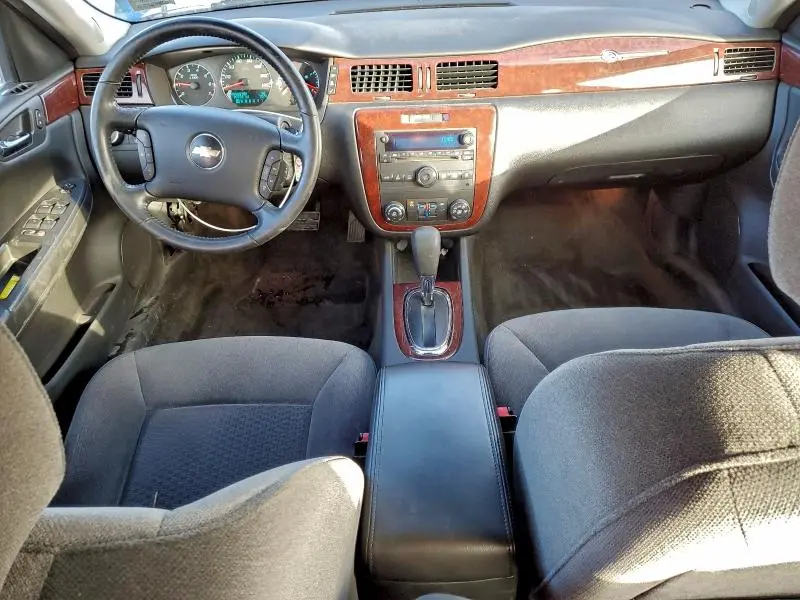 2010 CHEVROLET IMPALA LT  