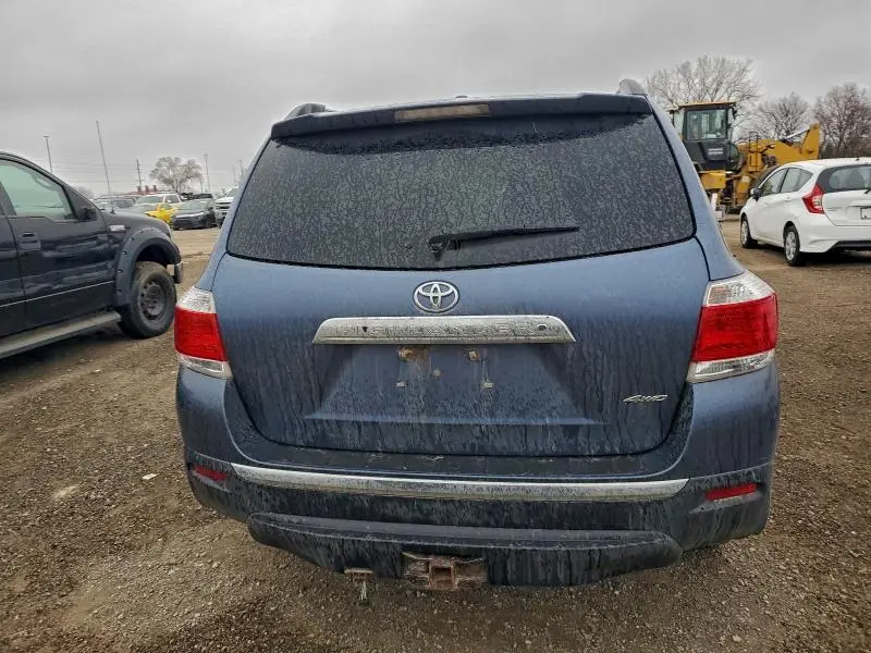 2013 TOYOTA HIGHLANDER LIMITED  