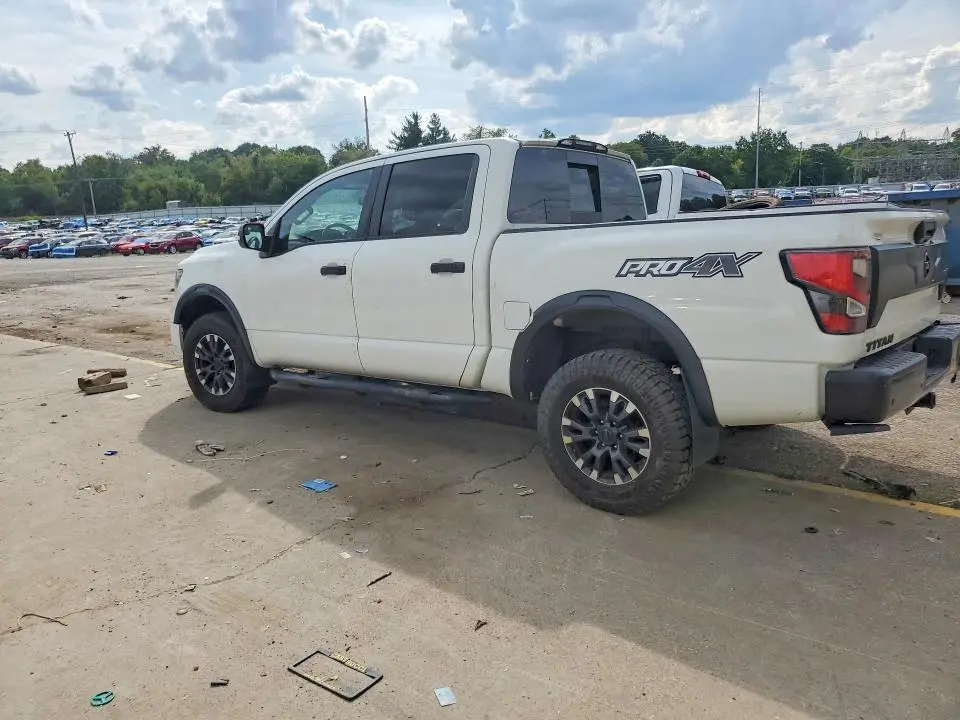 2020 NISSAN TITAN PRO-4X  