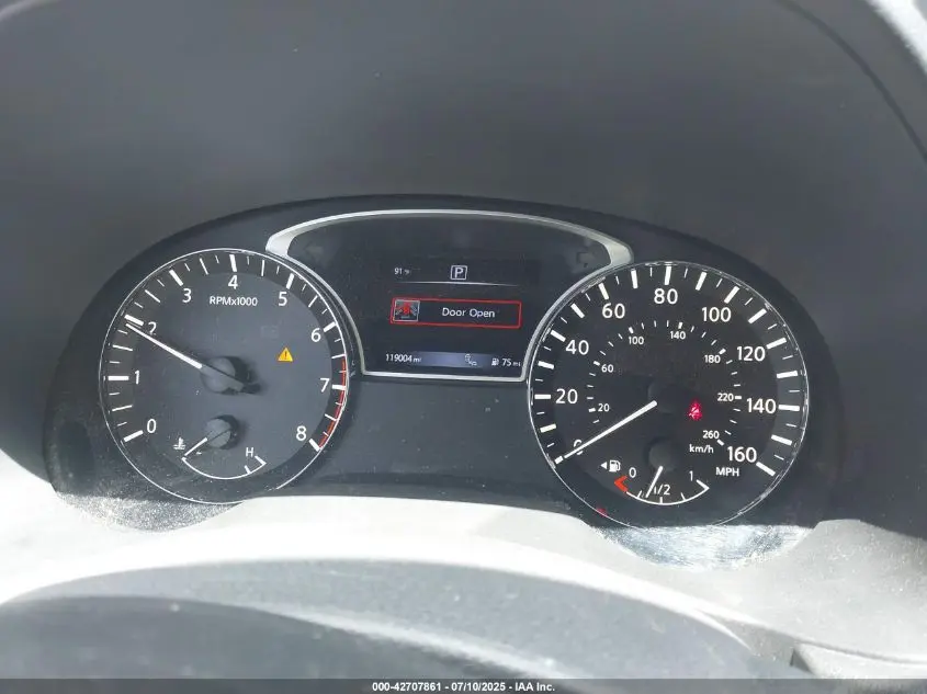 2017 NISSAN PATHFINDER SL
