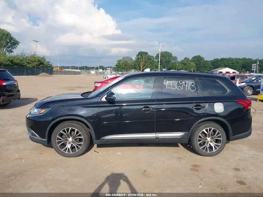 2017 MITSUBISHI OUTLANDER SE