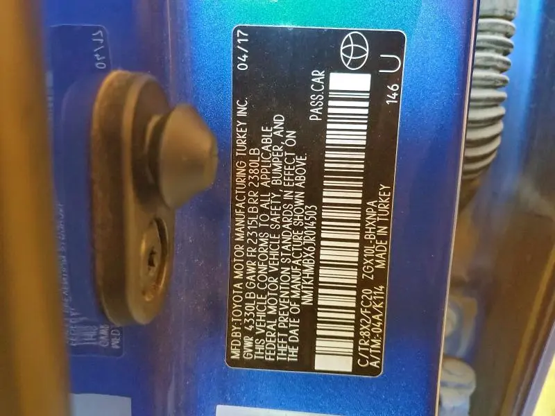 2018 TOYOTA C-HR XLE  