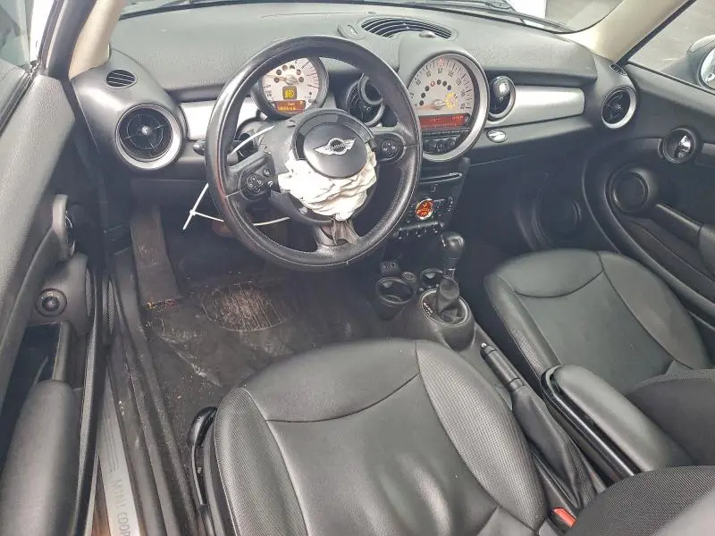 2013 MINI COOPER   