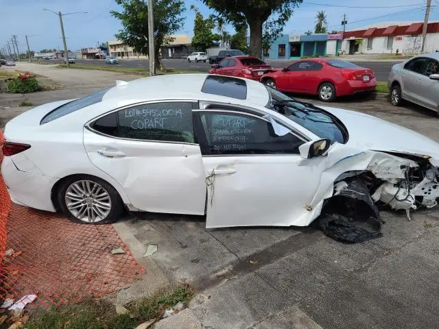 2017 LEXUS ES 350  