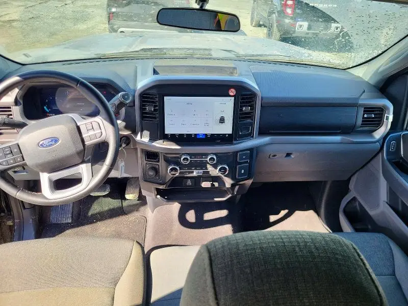 2025 FORD F150 XLT  