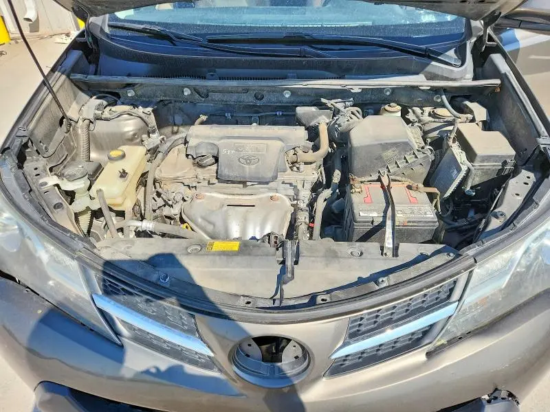 2014 TOYOTA RAV4 XLE  