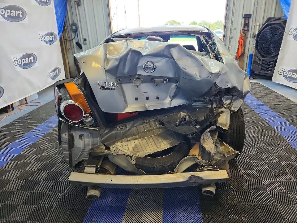 2010 NISSAN ALTIMA   
