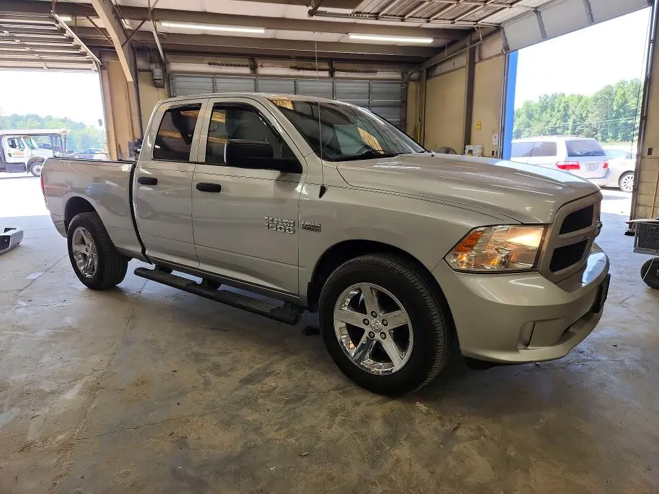 2014 RAM 1500 ST  