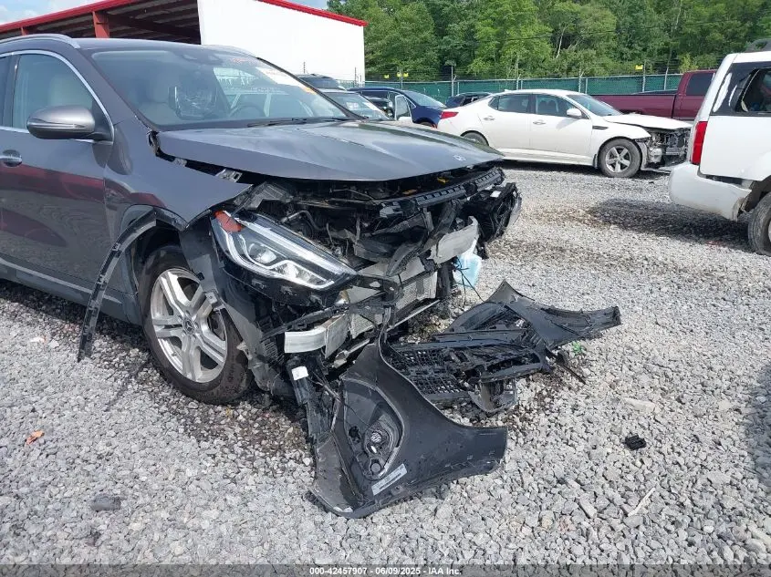 2023 MERCEDES-BENZ GLA 250 4MATIC