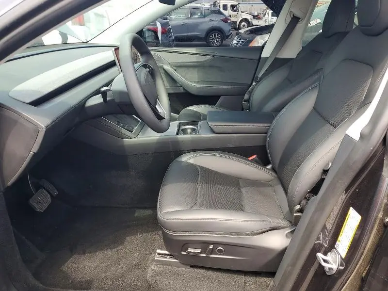 2026 TESLA MODEL Y   