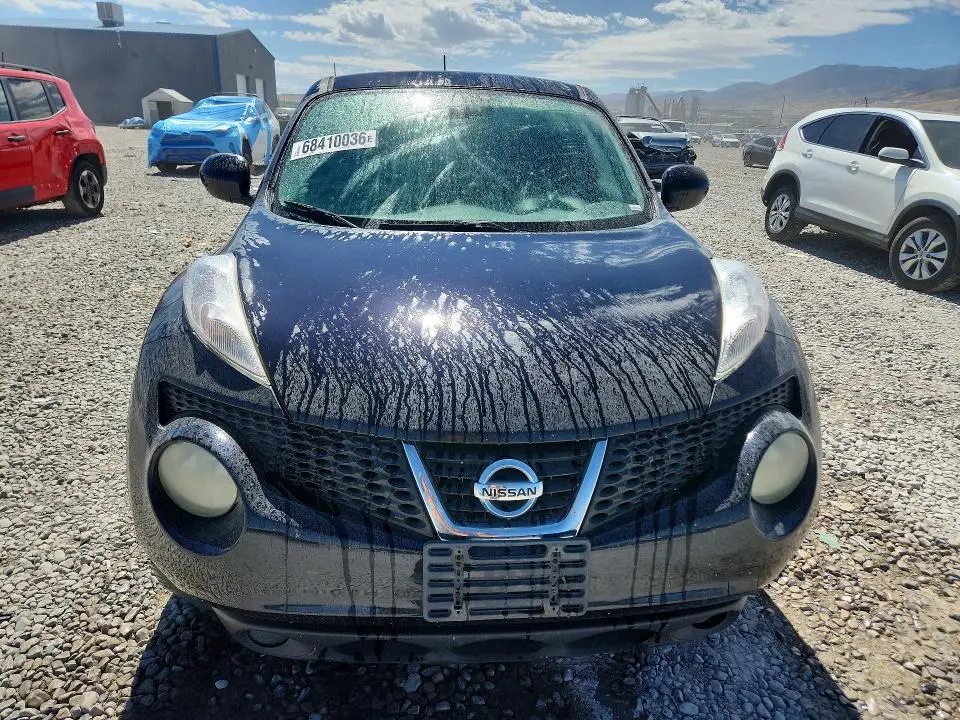 2011 NISSAN JUKE S  