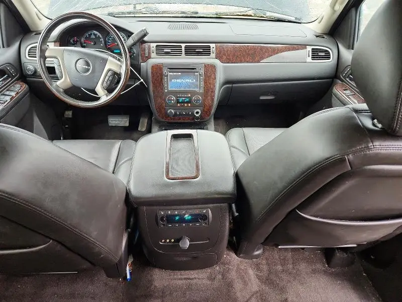 2013 GMC YUKON XL DENALI  