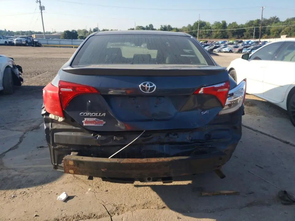 2017 TOYOTA COROLLA SE  