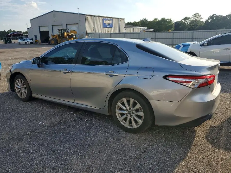 2019 TOYOTA CAMRY LE  