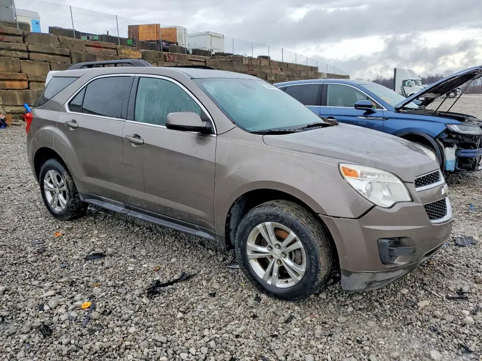 2011 CHEVROLET EQUINOX LT  