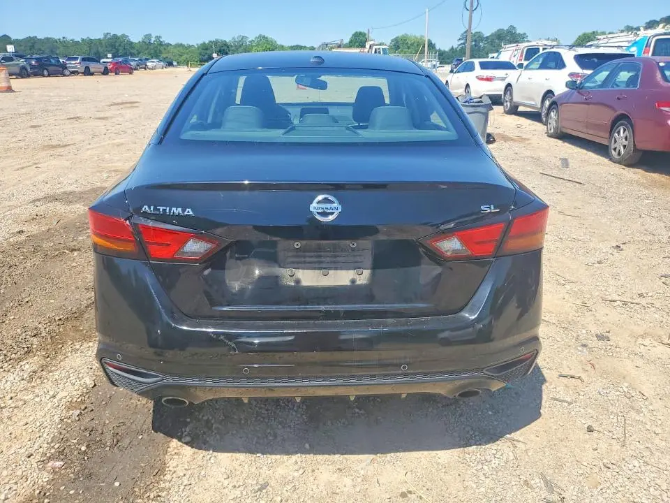 2019 NISSAN ALTIMA SL  