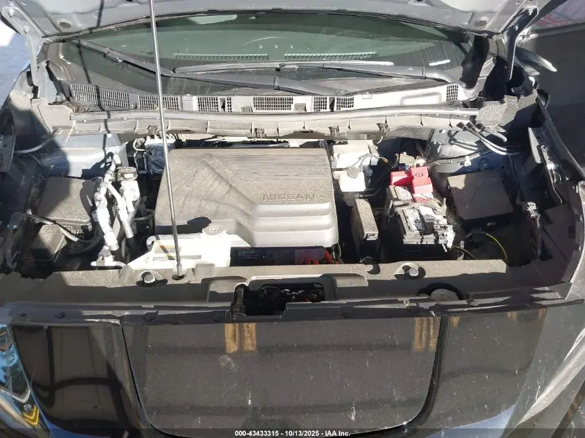 2025 NISSAN LEAF SV PLUS