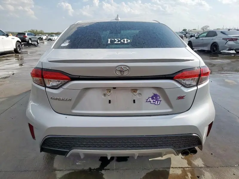 2020 TOYOTA COROLLA SE  