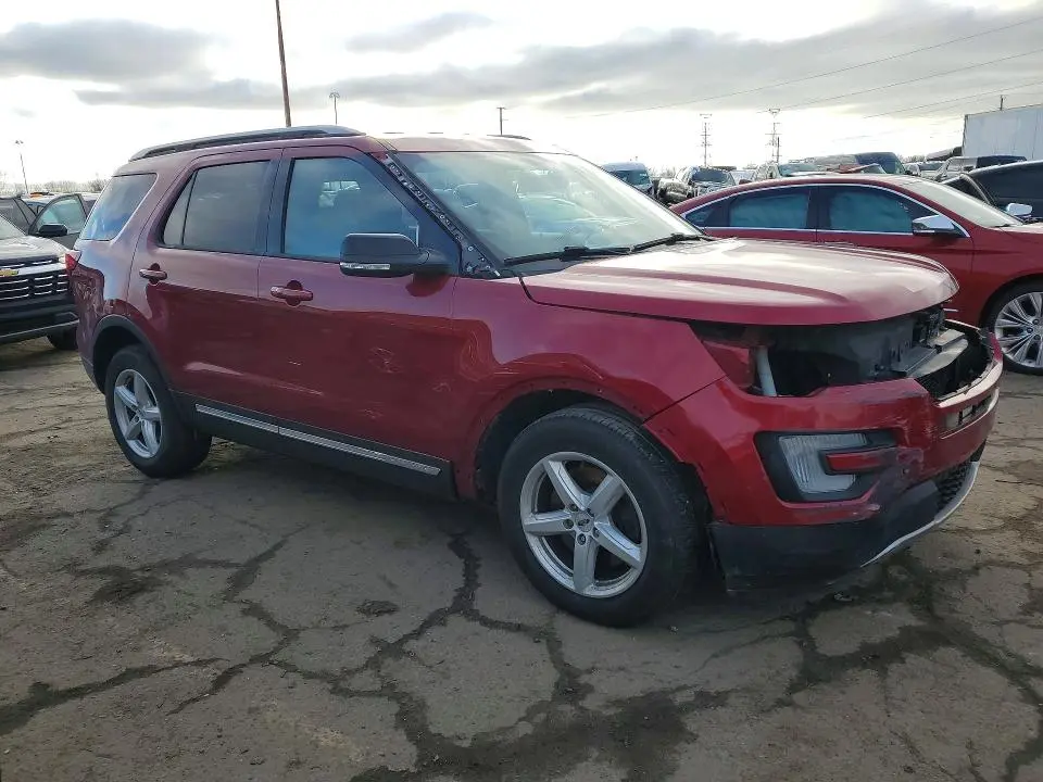 2017 FORD EXPLORER XLT  